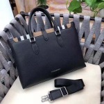 2025年9月5日入荷新作Burberry/人気/本革/バッグ 人気 おすすめ 父の日 誕生日/ギフト プレゼント 結婚式男友達の誕生日プレゼント