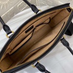 2025年9月5日入荷新作Gucci  /人気/本革/バッグ 人気 おすすめ 父の日 誕生日/ギフト プレゼント 結婚式男友達の誕生日プレゼント