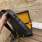 2025年9月5日入荷新作VERSACE/人気/本革/バッグ 人気 おすすめ 父の日 誕生日/ギフト プレゼント 結婚式男友達の誕生日プレゼント