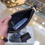 2025年9月5日入荷新作GUCCl/人気/本革/バッグ 人気 おすすめ 父の日 誕生日/ギフト プレゼント 結婚式男友達の誕生日プレゼント