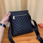 2025年9月5日入荷新作Louis Vuitton/人気/本革/バッグ 人気 おすすめ 父の日 誕生日/ギフト プレゼント 結婚式男友達の誕生日プレゼント