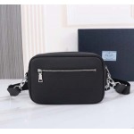 2025年9月5日入荷新作PRADA/人気/本革/バッグ 人気 おすすめ 父の日 誕生日/ギフト プレゼント 結婚式男友達の誕生日プレゼント