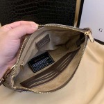 2025年9月5日入荷新作Gucci  /人気/本革/バッグ 人気 おすすめ 父の日 誕生日/ギフト プレゼント 結婚式男友達の誕生日プレゼント