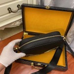 2025年9月5日入荷新作Fendi/人気/本革/バッグ 人気 おすすめ 父の日 誕生日/ギフト プレゼント 結婚式男友達の誕生日プレゼント
