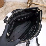 2025年9月5日入荷新作Louis Vuitton/人気/本革/バッグ 人気 おすすめ 父の日 誕生日/ギフト プレゼント 結婚式男友達の誕生日プレゼント