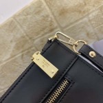 2025年9月5日入荷新作Gucci  /人気/本革/バッグ 人気 おすすめ 父の日 誕生日/ギフト プレゼント 結婚式男友達の誕生日プレゼント