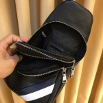 2025年9月5日入荷新作Prada/人気/本革/バッグ 人気 おすすめ 父の日 誕生日/ギフト プレゼント 結婚式男友達の誕生日プレゼント