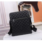 2025年9月5日入荷新作LOUIS VUITTON/人気/本革/バッグ 人気 おすすめ 父の日 誕生日/ギフト プレゼント 結婚式男友達の誕生日プレゼント