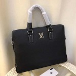 2025年9月5日入荷新作Gucci/人気/本革/バッグ 人気 おすすめ 父の日 誕生日/ギフト プレゼント 結婚式男友達の誕生日プレゼント