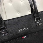 2025年9月5日入荷新作Prada/人気/本革/バッグ 人気 おすすめ 父の日 誕生日/ギフト プレゼント 結婚式男友達の誕生日プレゼント