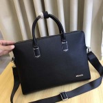 2025年9月5日入荷新作Prada/人気/本革/バッグ 人気 おすすめ 父の日 誕生日/ギフト プレゼント 結婚式男友達の誕生日プレゼント
