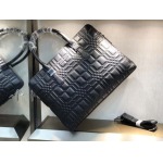 2025年9月5日入荷新作Burberry/人気/本革/バッグ 人気 おすすめ 父の日 誕生日/ギフト プレゼント 結婚式男友達の誕生日プレゼント