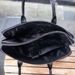 2025年9月5日入荷新作Burberry/人気/本革/バッグ 人気 おすすめ 父の日 誕生日/ギフト プレゼント 結婚式男友達の誕生日プレゼント