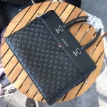 2025年9月5日入荷新作Gucci/人気/本革/バッグ 人気 おすすめ 父の日 誕生日/ギフト プレゼント 結婚式男友達の誕生日プレゼント
