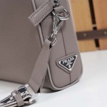 2025年9月5日入荷新作Prada/人気/本革/バッグ 人気 おすすめ 父の日 誕生日/ギフト プレゼント 結婚式男友達の誕生日プレゼント