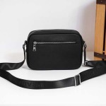 2025年9月5日入荷新作Prada/人気/本革/バッグ 人気 おすすめ 父の日 誕生日/ギフト プレゼント 結婚式男友達の誕生日プレゼント