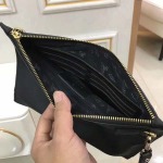 2025年9月5日入荷新作Gucci/人気/本革/バッグ 人気 おすすめ 父の日 誕生日/ギフト プレゼント 結婚式男友達の誕生日プレゼント