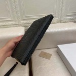 2025年9月5日入荷新作Burberry/人気/本革/バッグ 人気 おすすめ 父の日 誕生日/ギフト プレゼント 結婚式男友達の誕生日プレゼント