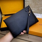 2025年9月5日入荷新作Louis Vuitton/人気/本革/バッグ 人気 おすすめ 父の日 誕生日/ギフト プレゼント 結婚式男友達の誕生日プレゼント