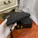 2025年9月5日入荷新作Louis Vuitton/人気/本革/バッグ 人気 おすすめ 父の日 誕生日/ギフト プレゼント 結婚式男友達の誕生日プレゼント