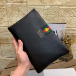 2025年9月5日入荷新作Gucci/人気/本革/バッグ 人気 おすすめ 父の日 誕生日/ギフト プレゼント 結婚式男友達の誕生日プレゼント
