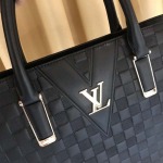 2025年9月8日入荷新作Louis Vuitton/人気/本革/バッグ 人気 おすすめ 父の日 誕生日/ギフト プレゼント 結婚式男友達の誕生日プレゼント