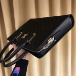 2025年9月8日入荷新作Louis Vuitton/人気/本革/バッグ 人気 おすすめ 父の日 誕生日/ギフト プレゼント 結婚式男友達の誕生日プレゼント