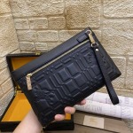 2025年9月8日入荷新作Burberry/人気/本革/バッグ 人気 おすすめ 父の日 誕生日/ギフト プレゼント 結婚式男友達の誕生日プレゼント