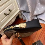 2025年9月8日入荷新作Gucci  /人気/本革/バッグ 人気 おすすめ 父の日 誕生日/ギフト プレゼント 結婚式男友達の誕生日プレゼント