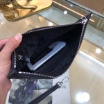 2025年9月8日入荷新作Gucci/人気/本革/バッグ 人気 おすすめ 父の日 誕生日/ギフト プレゼント 結婚式男友達の誕生日プレゼント