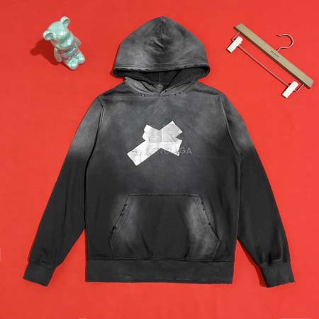 2025年9月11日入荷秋冬新作Balenciagaパーカー...