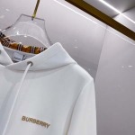2025年9月24日入荷秋冬新作Burberryパーカー高級品/Su工場