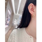 2025年9月25日入荷新品Diorピアスギフト/誕生日/記念品/アクセサリーxin工場