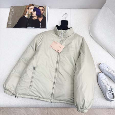 2025年9月28日入荷秋冬新作Miumiuレディース服高級...