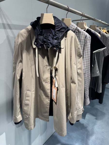 2025年9月29日入荷秋冬新作miumiuレディース服高級...