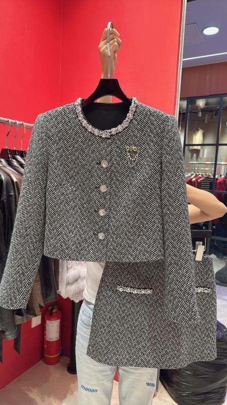 2025年9月29日入荷秋冬新作Chanelセットレディース...