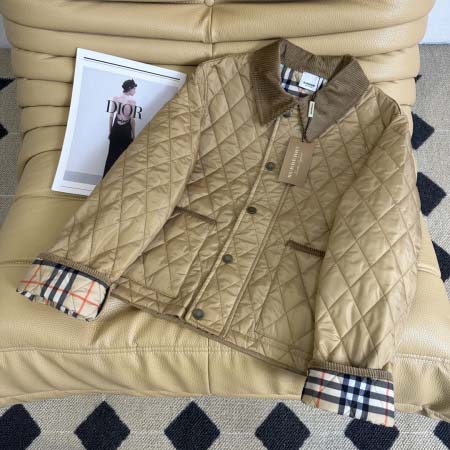 2025年9月29日入荷秋冬新作Burberryレディース服...