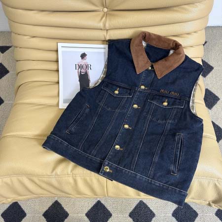 2025年9月29日入荷秋冬新作miumiuレディース服原版...