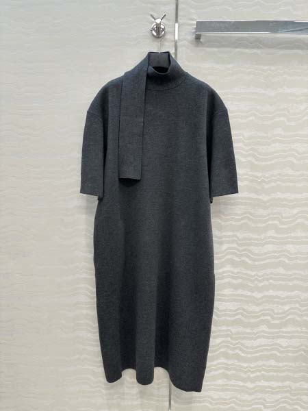 2025年9月29日入荷秋冬新作HERMESレディース服原版...