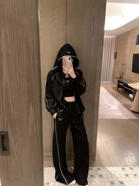 2025年9月29日入荷秋冬新作Pradaレディース服原版復...