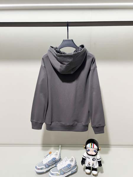 2025年10月9日秋冬入荷新作FENDIパーカー高品質安い人気商品/HL工場