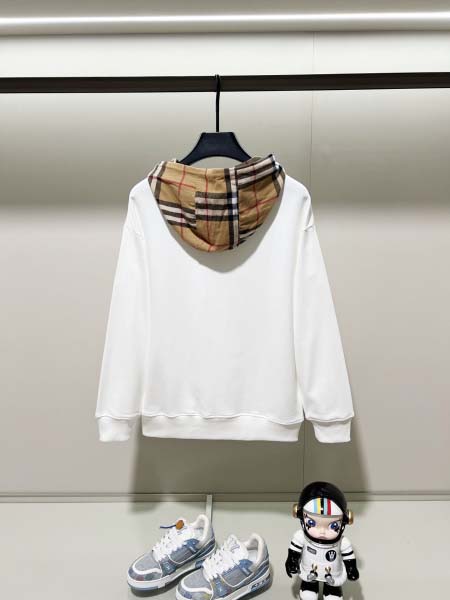 2025年10月9日秋冬入荷新作BURBERRYパーカー高品質安い人気商品/HL工場