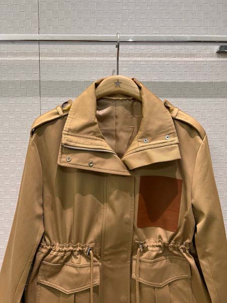 2025年10月14日入荷秋冬新作LOEWEファッション/誕生日プレゼント/贈り物 can工場