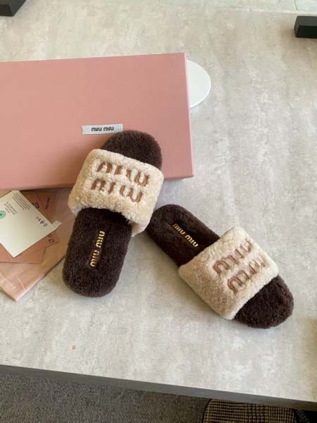 2025年10月22日入荷新作Miumiu女性用35-41靴人気商品★/誕生日プレゼント/高品質/SL工場