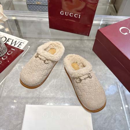 2025年10月22日入荷新作GUCCI女性用35-42靴人気商品★/誕生日プレゼント/高品質/SL工場