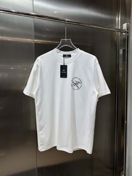 2025年10月26日入荷秋冬新作ARCTERYX半袖Tシャツ高級品/MP工場