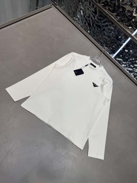 2025年10月26日入荷秋冬新作Prada同じデザインで長袖や半袖も作れます高級品/MP工場