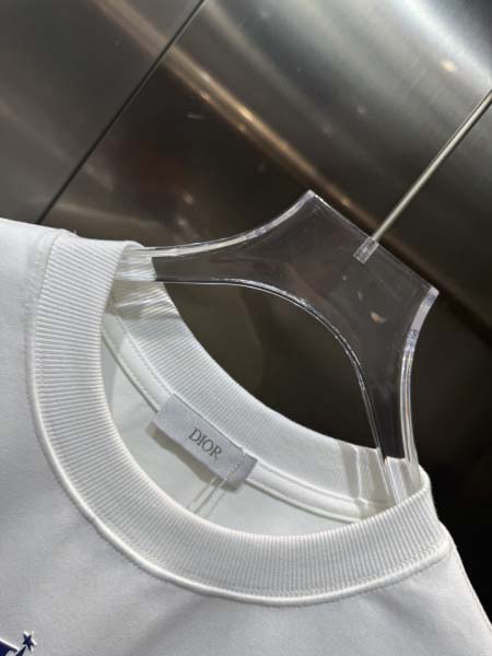 2025年10月26日入荷秋冬新作DIOR半袖Tシャツ高級品/MP工場