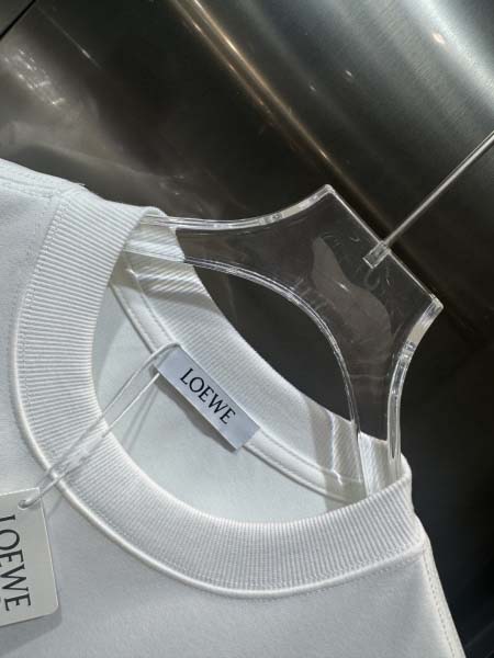 2025年10月26日入荷秋冬新作LOEWE半袖Tシャツ高級品/MP工場