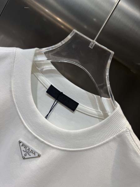 2025年10月26日入荷秋冬新作PRADA半袖Tシャツ高級品/MP工場